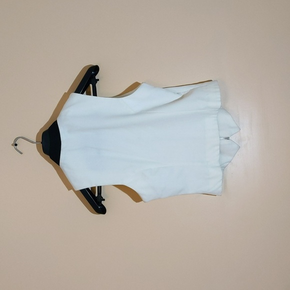 Le Chateau| Vintage White Zippered Vest with Black Stripe lines - Picture 2 of 11